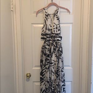 Side Cutout maxi dress